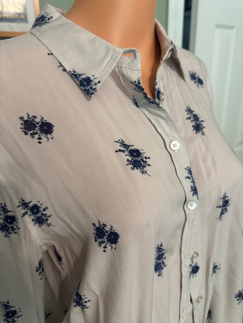 Joe Fresh Pale Pink Button-Down Shirt with Navy Floral Print - Picture 8 of 9